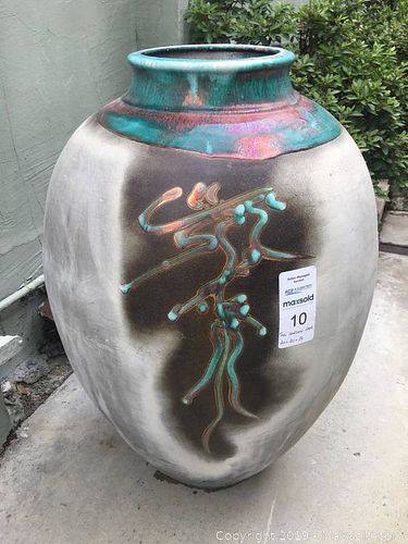 Lot #0010 (1 of 4)