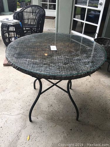 Lot #0011 (1 of 3)