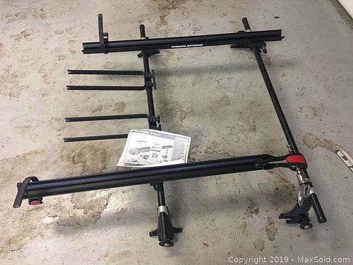 Lot #0023 (1 of 3)