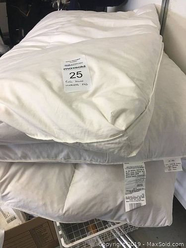 Lot #0025 (1 of 4)