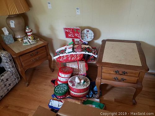 Lot #0760 (1 of 9)