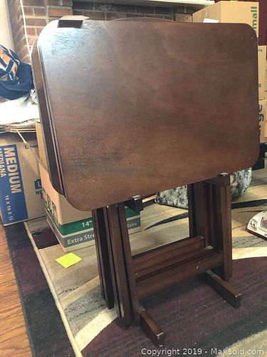 Lot #0401 (1 of 12)