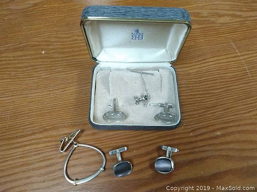 Lot #0037 (1 of 3)