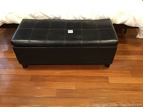 Lot #0892 (1 of 8)