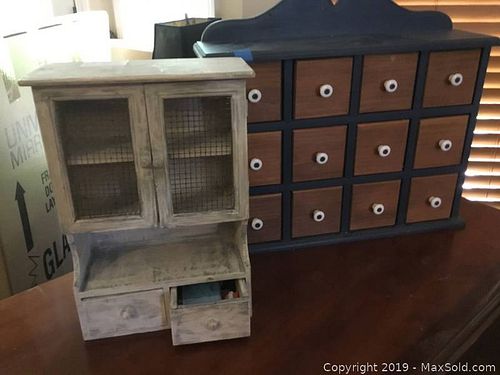 Lot #0195 (1 of 10)