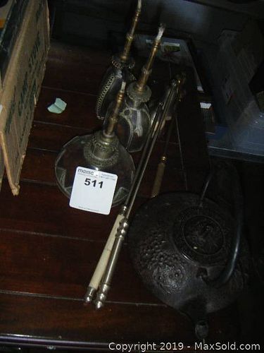 Lot #0511 (1 of 13)