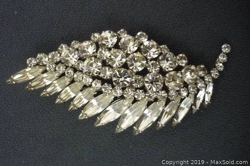 Lot #0075 (1 of 5)