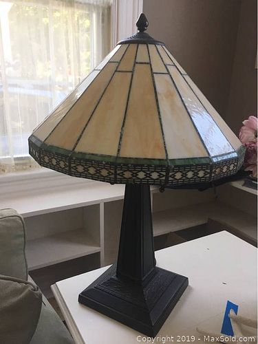 Lot #0453 (1 of 8)