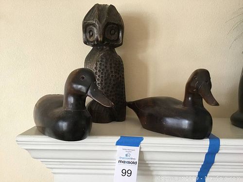 Lot #0099 (1 of 9)