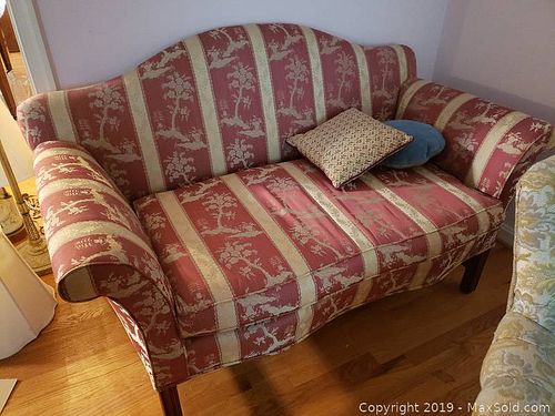 Lot #0854 (1 of 8)