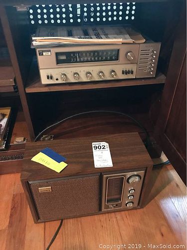 Lot #0902 (1 of 11)