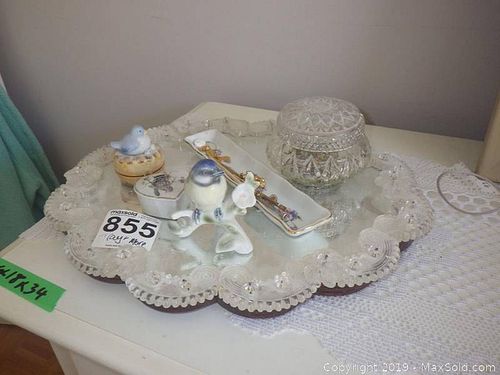 Lot #0855 (1 of 12)