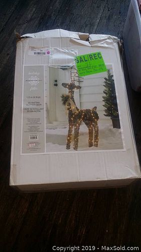 Lot #0024 (1 of 4)