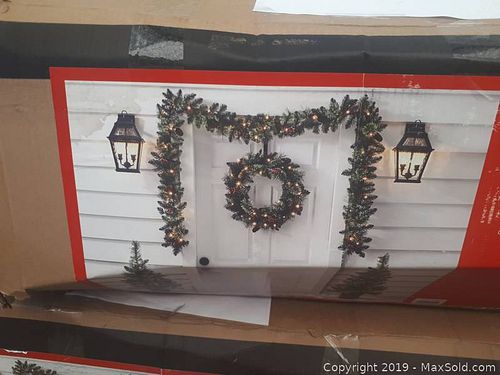 Lot #0057 (1 of 4)