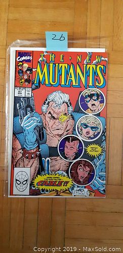 Lot #0026 (1 of 3)