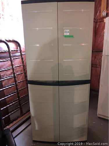 Lot #0844 (1 of 7)