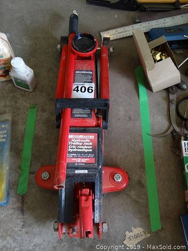 Lot #0406 (1 of 6)