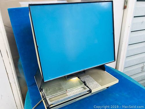 Lot #0246 (1 of 11)