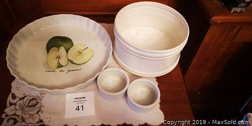 Lot #0041 (1 of 5)