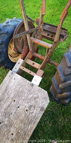 Lot #0069 (1 of 5)