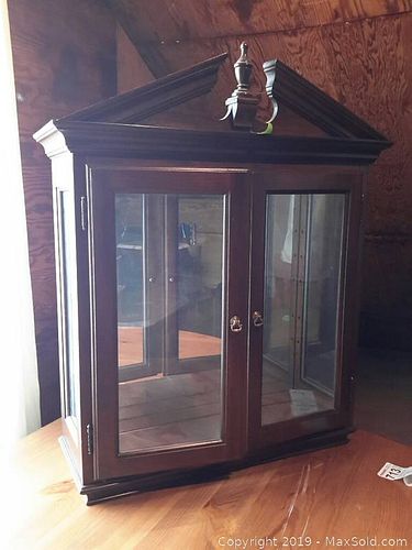 Lot #0713 (1 of 7)