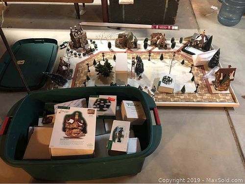 Lot #0190 (1 of 11)