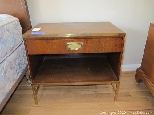 Lot #0004 (1 of 13)
