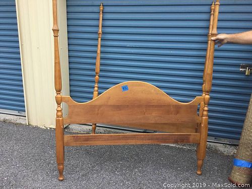 Lot #0010 (1 of 4)