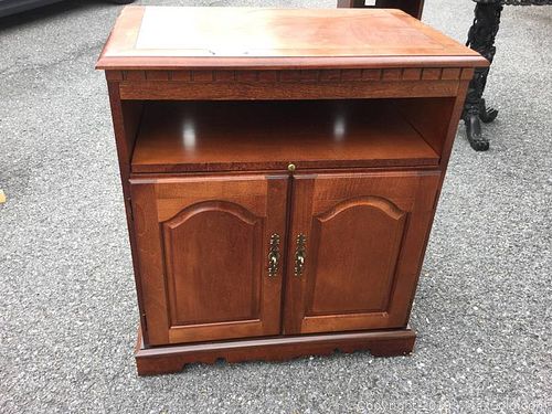 Lot #0039 (1 of 4)