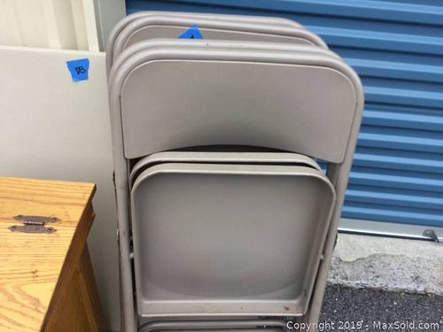 Lot #0048 (1 of 3)