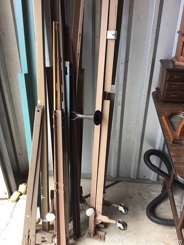 Lot #0049 (1 of 3)