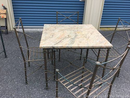 Lot #0058 (1 of 3)