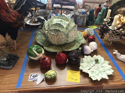 Lot #0740 (1 of 9)