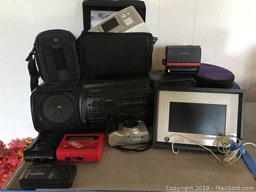 Lot #0773 (1 of 8)