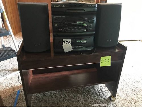 Lot #0776 (1 of 10)
