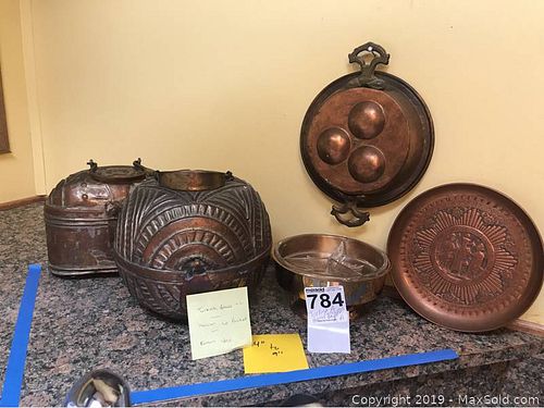 Lot #0784 (1 of 9)