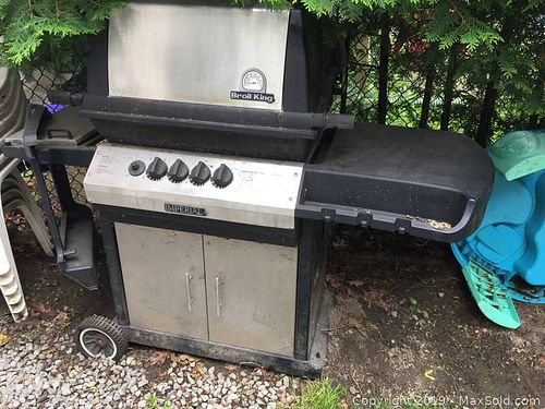 Lot #0229 (1 of 22)
