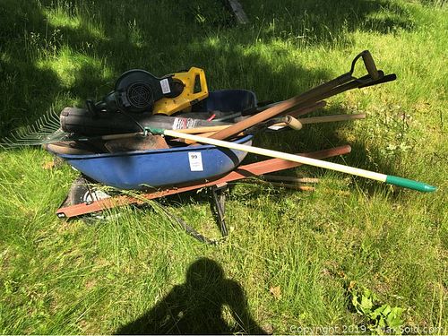 Lot #0099 (1 of 16)