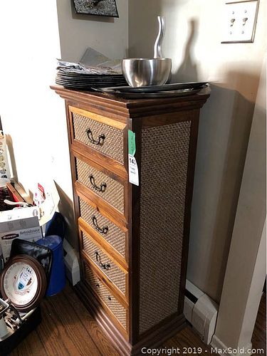 Lot #0143 (1 of 14)