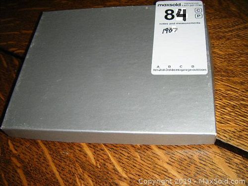 Lot #0084 (1 of 10)