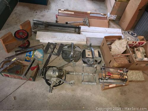 Lot #0016 (1 of 14)