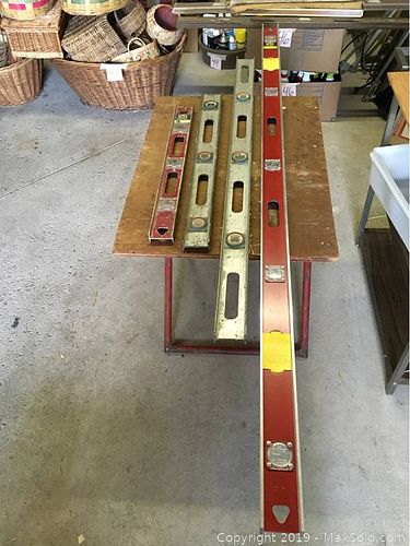 Lot #0053 (1 of 4)