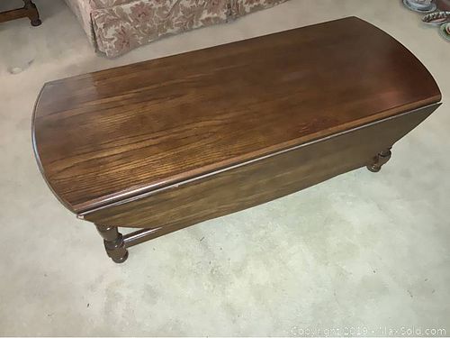 Lot #0210 (1 of 8)