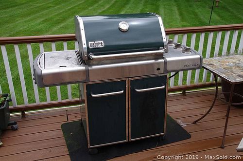 Lot #0661 (1 of 12)