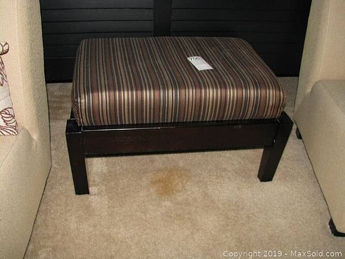Lot #0706 (1 of 5)