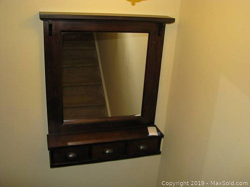Lot #0713 (1 of 7)