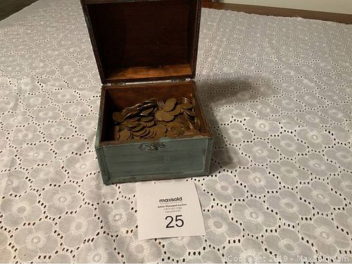 Lot #0025 (1 of 6)