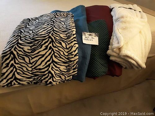 Lot #0016 (1 of 5)