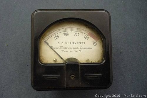 Lot #0136 (1 of 4)