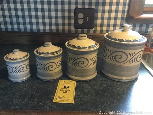 Lot #0053 (1 of 5)